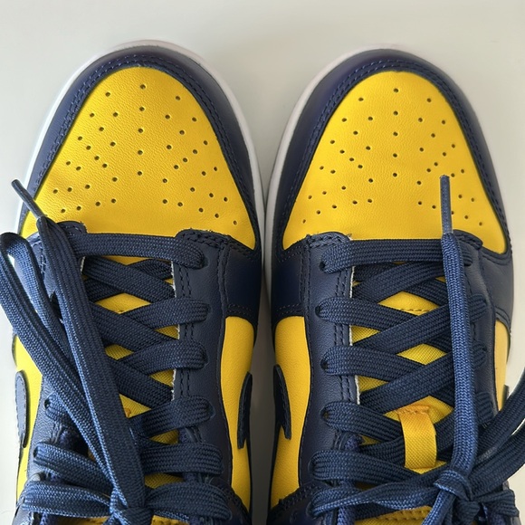 Nike Dunk Low Retro | ‘Michigan’ - Picture 6 of 10